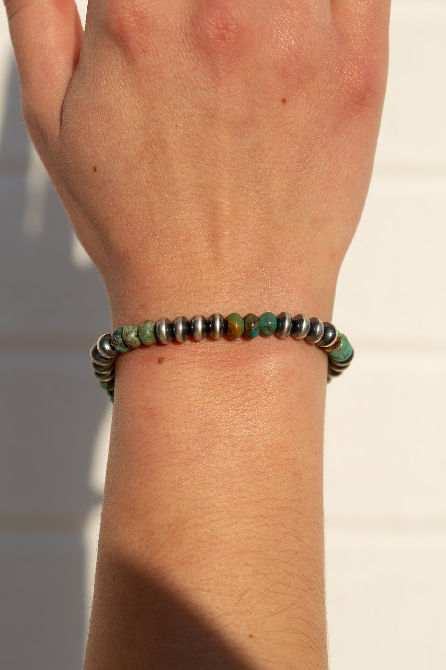 8mm Turquoise and Saucer Pearl Stretch Bracelet