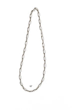 Load image into Gallery viewer, Paperclip Chain Necklace
