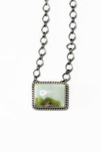 Load image into Gallery viewer, Palomino Bar Necklace
